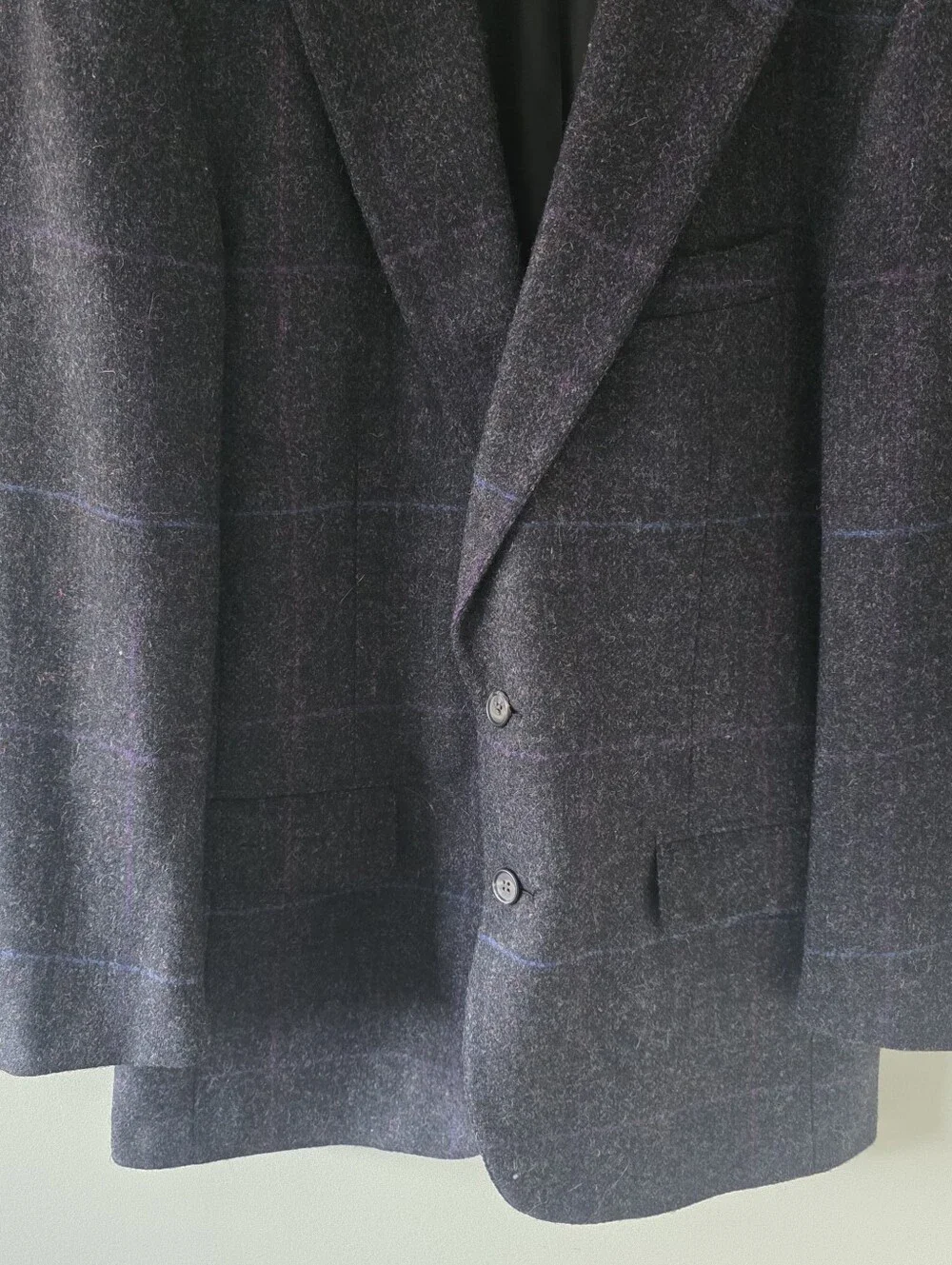 Saks Fifth Avenue colours by